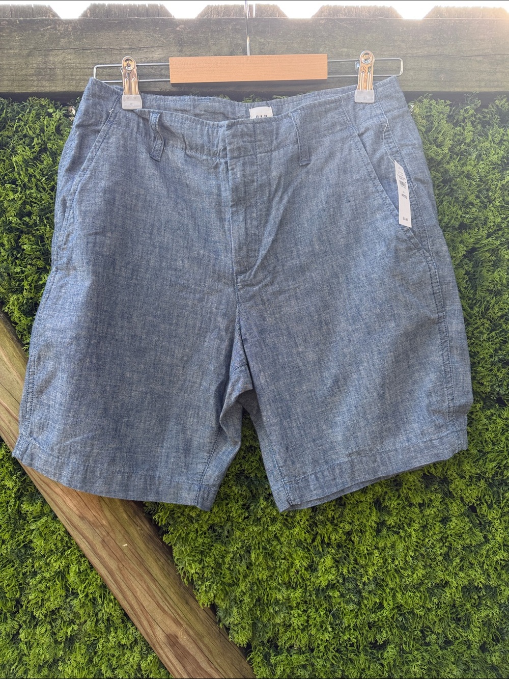 NWT Gap Downtown Bermuda Shorts